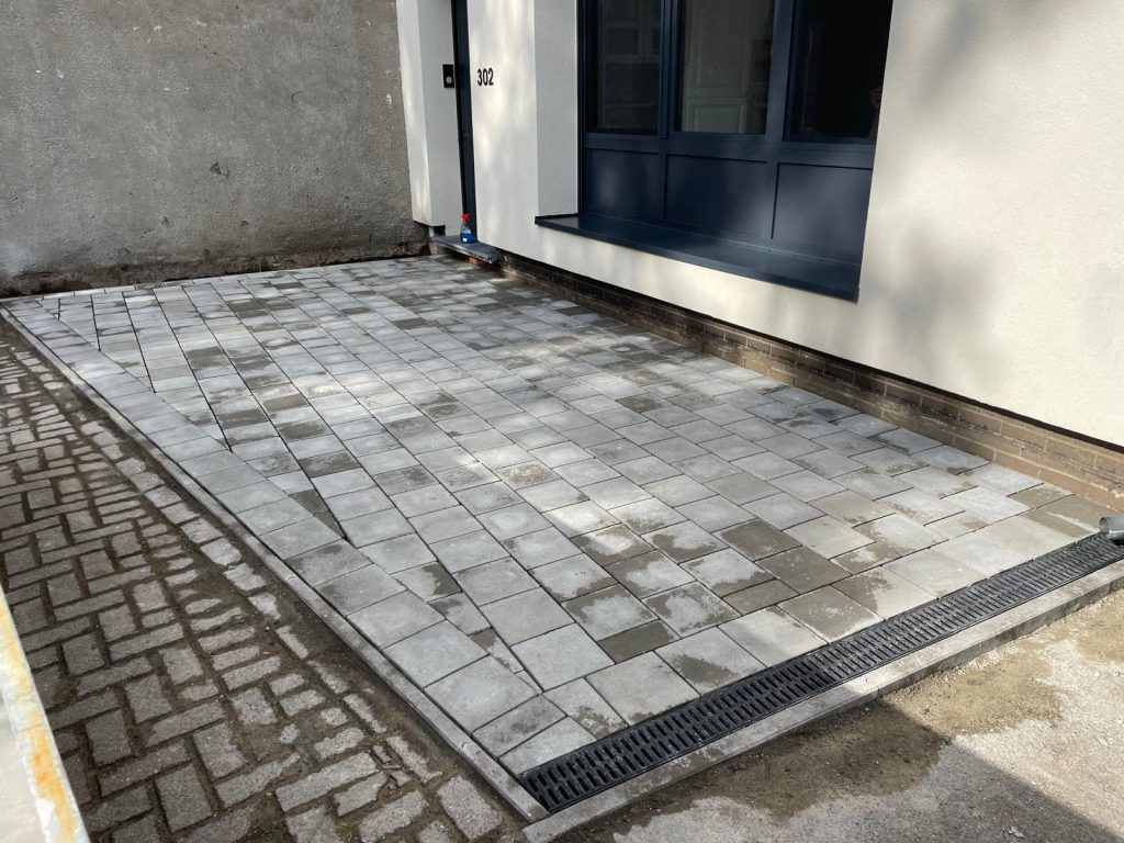 Extra parkeerplaats aanleggen in Antwerpen - algemeen beeld - Realisatie door PSBRUK Eeklo