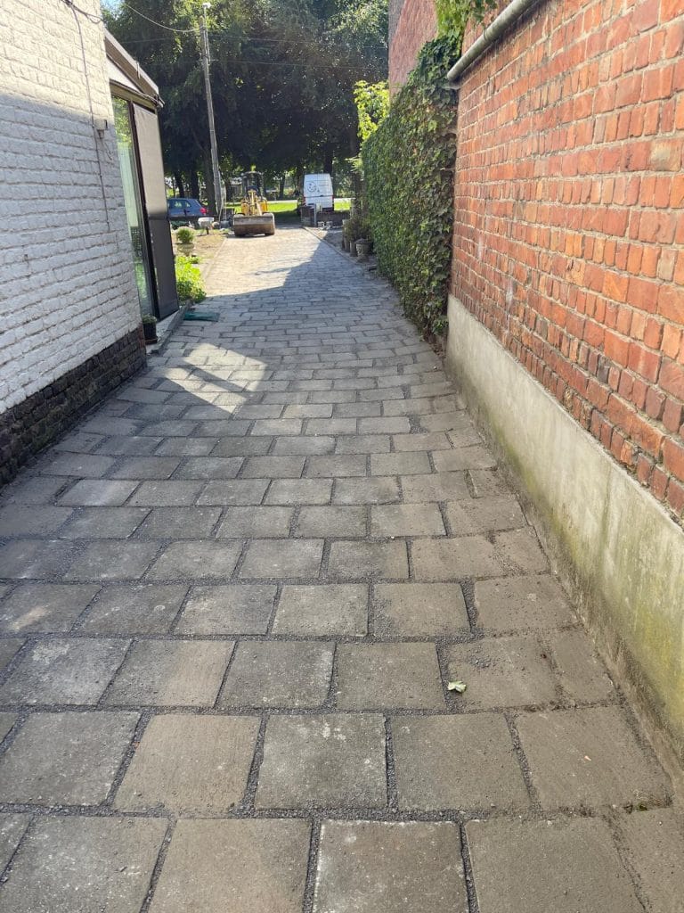 Rioleringswerken en herstel van oprit in Ertvelde - projectfoto 9 - Realisatie door PSBRUK Eeklo