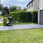 Oprit aanleggen in Maldegem met grijsblauwe klinkers - Maldegem - projectfoto 2 - Realisatie door PSBRUK Eeklo