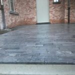 Bestrating rond de woning in Destelbergen-Heusden - projectfoto 4 - Realisatie door PSBRUK Eeklo